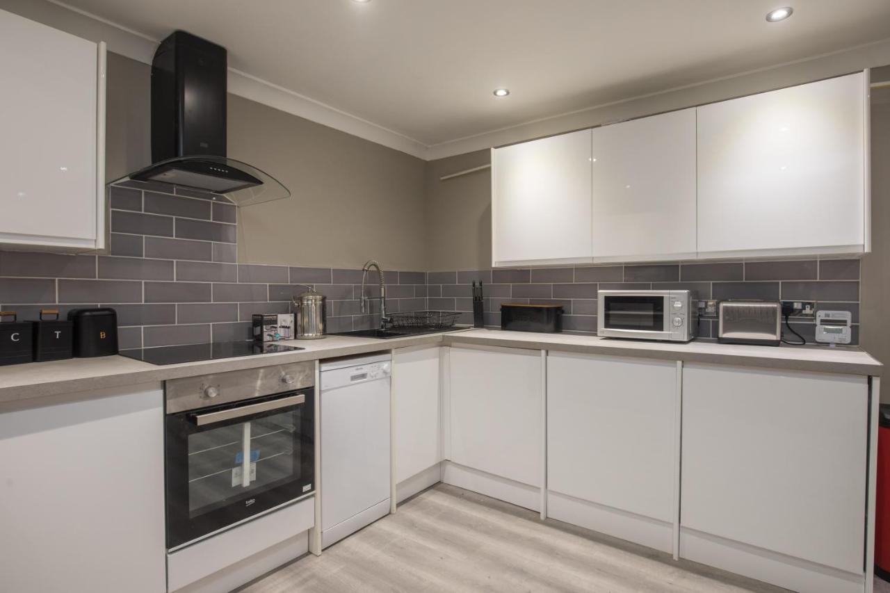 Riverside Central Kingston Flat 1B Surbiton Exterior photo