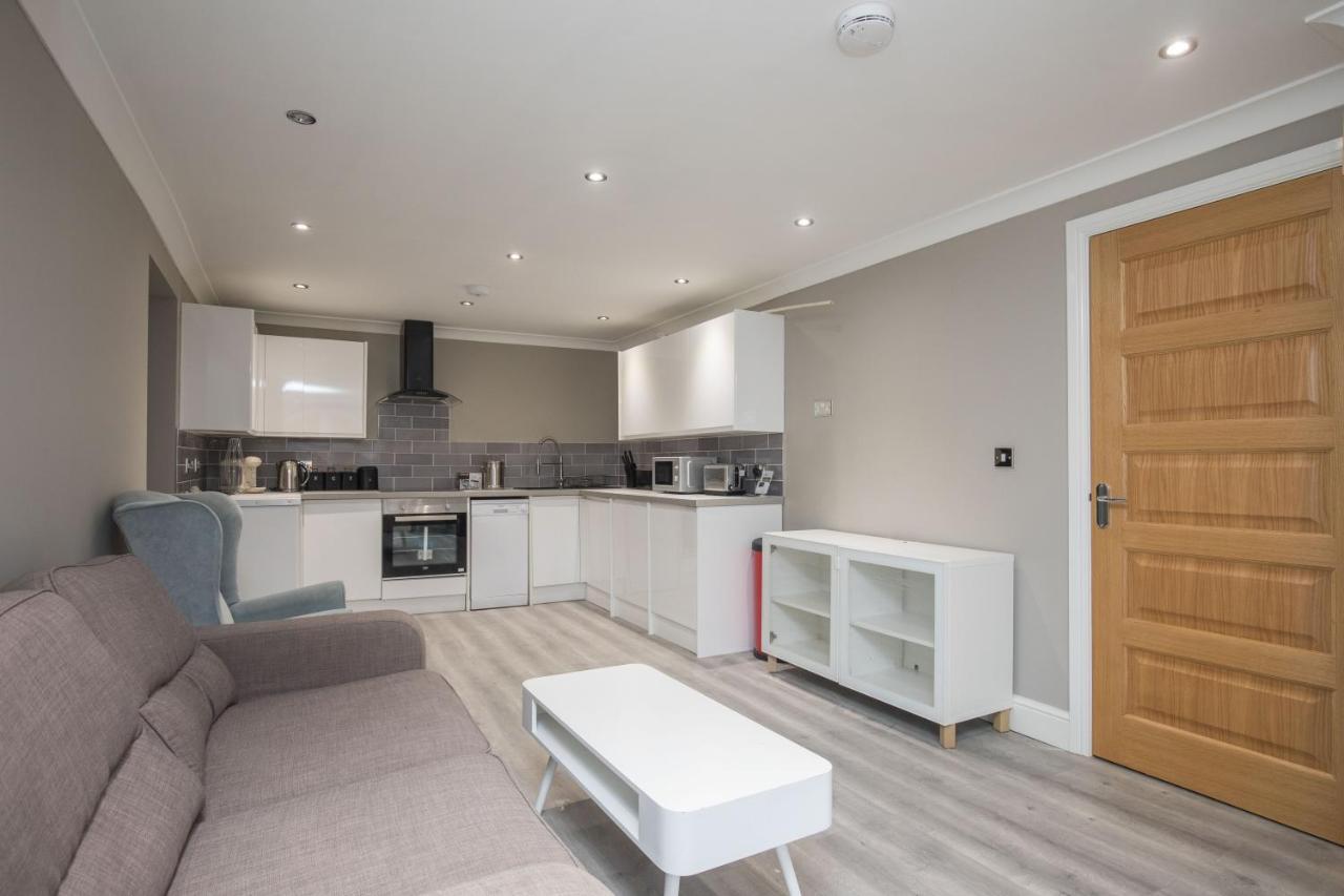 Riverside Central Kingston Flat 1B Surbiton Exterior photo